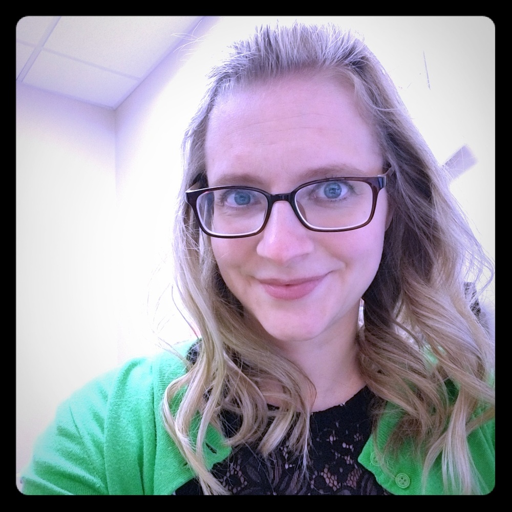 Meet your Posher, Laura